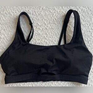 Fleo Black Sports Bra